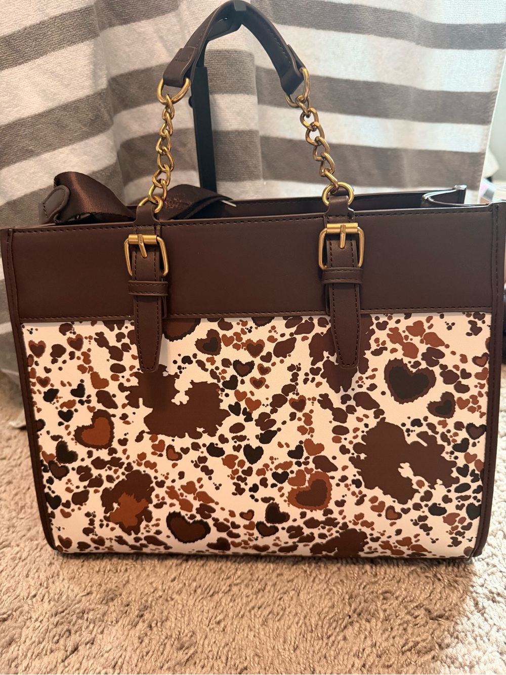 Betsey Johnson Cow Heart Print Tote - Picture 4 of 6